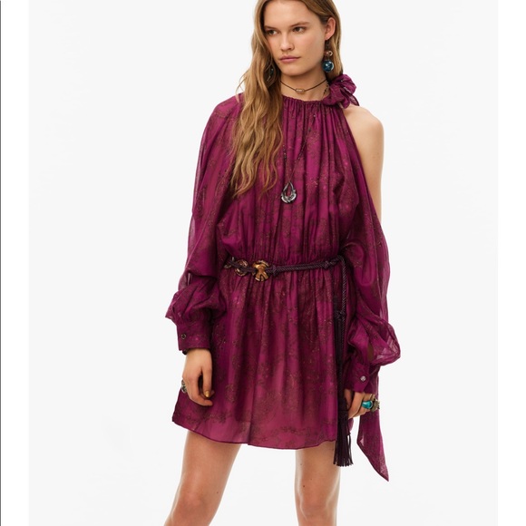 Zara Dresses & Skirts - ZARA Limited Edition Printed Dress